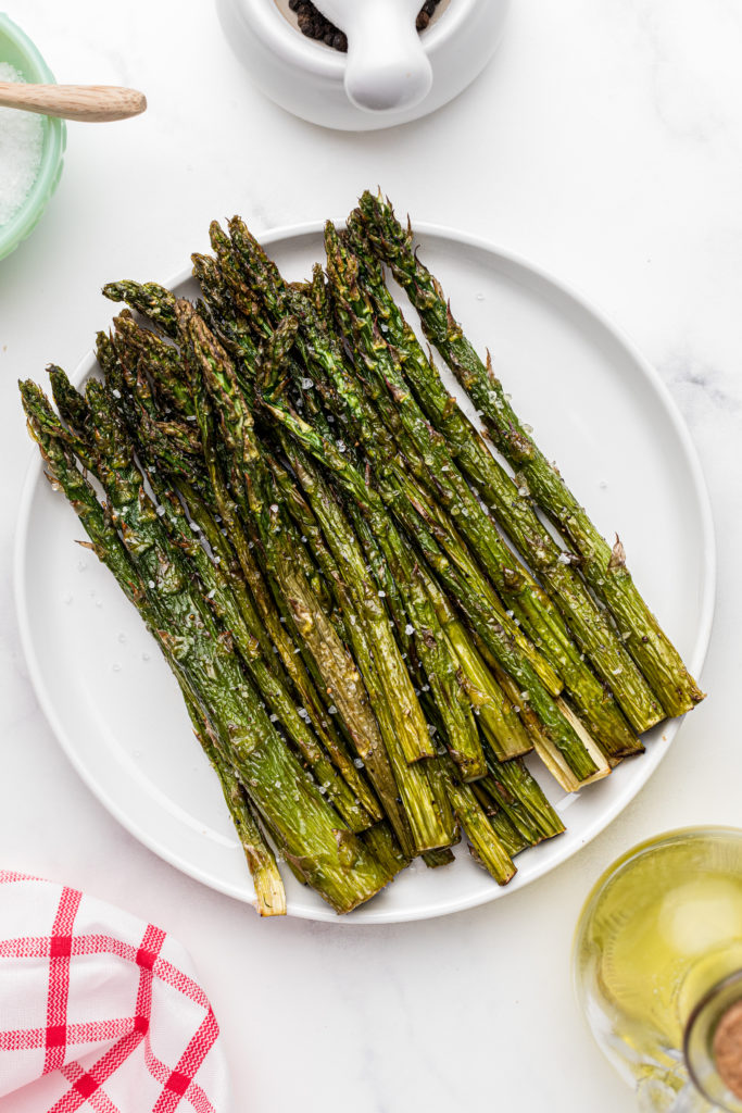 Pro Tips For The Best Air Fried Low-Carb and Keto-Friendly Asparagus